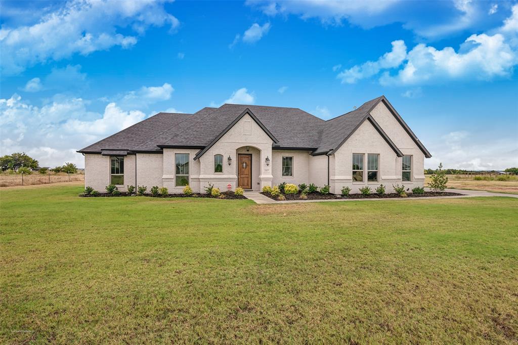 145 Varley Road Property Photo