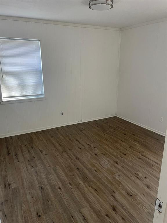 737 Irby Lane Property Photo 11