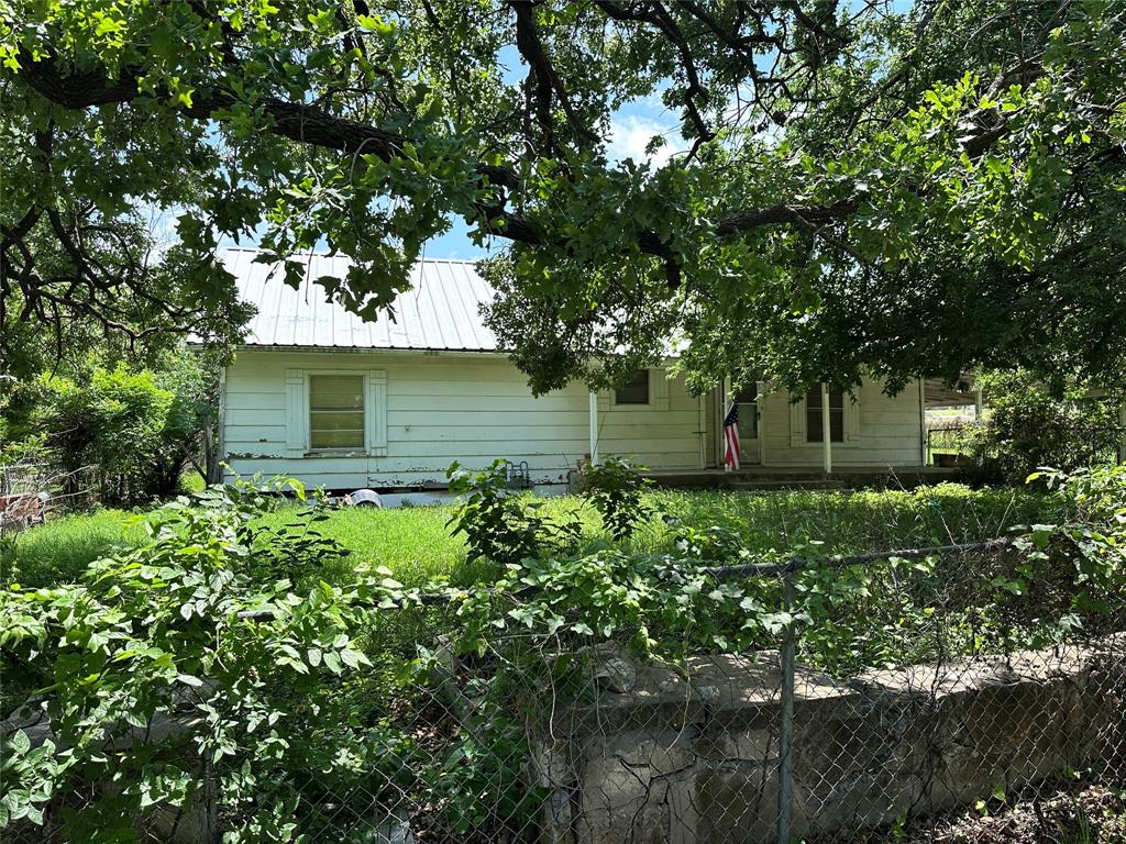 1306 N Austin Street Property Photo