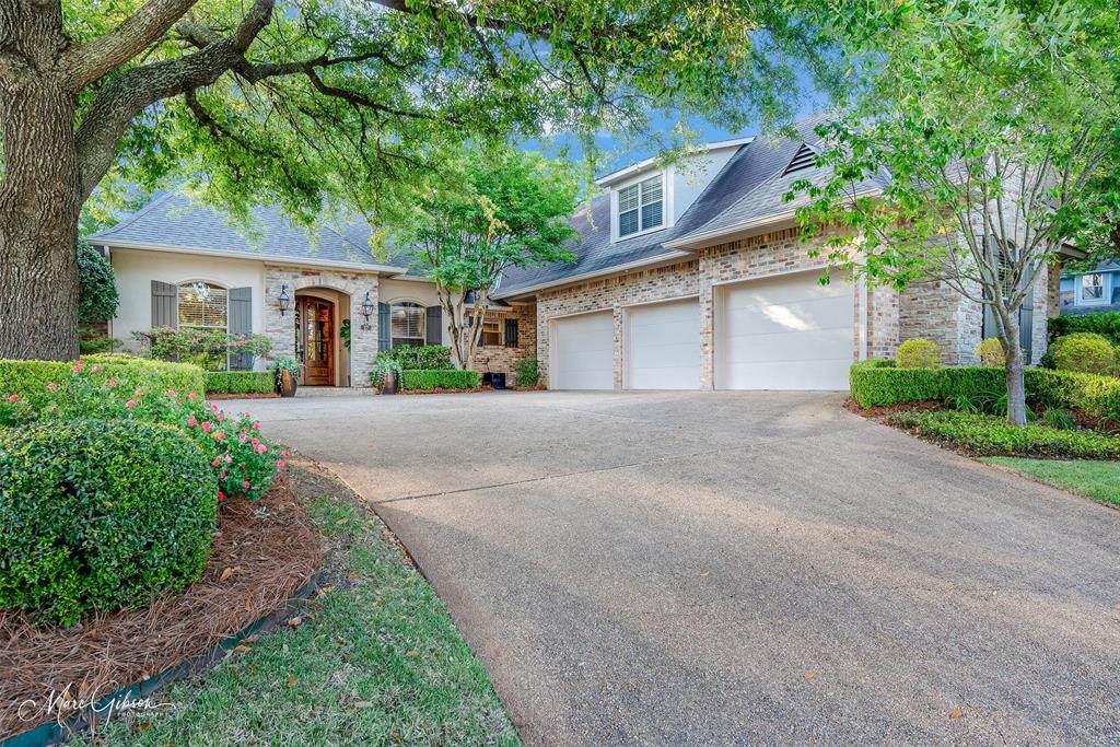 27 Wilshire Drive Property Photo