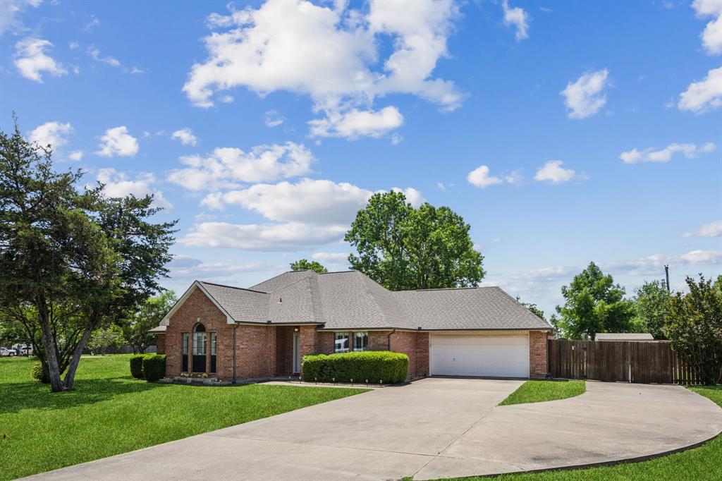 1220 Hillview Drive Property Photo