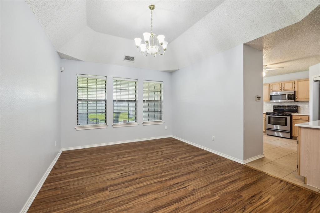 1220 Hillview Drive Property Photo 12