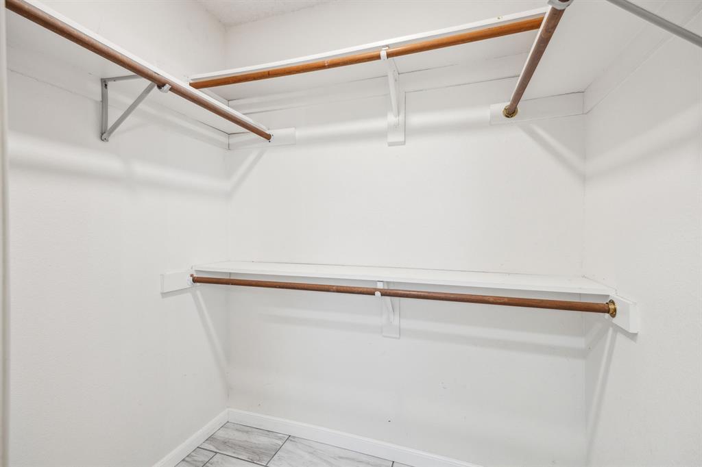 1220 Hillview Drive Property Photo 18