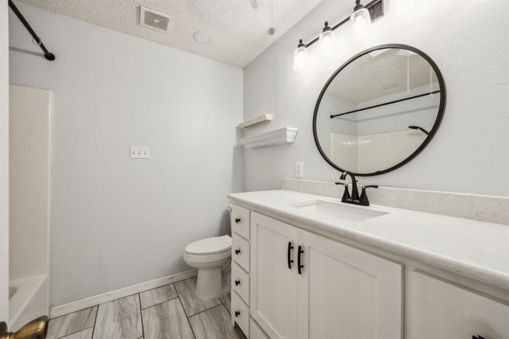 1220 Hillview Drive Property Photo 19