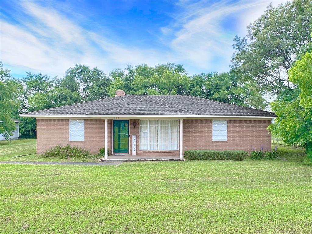 303 Luby Drive Property Photo