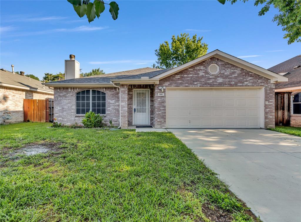 305 Familia Court Property Photo