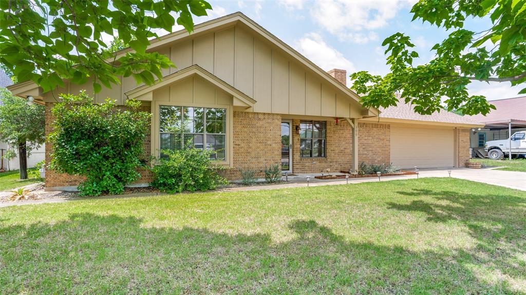 309 W 5th Street Property Photo