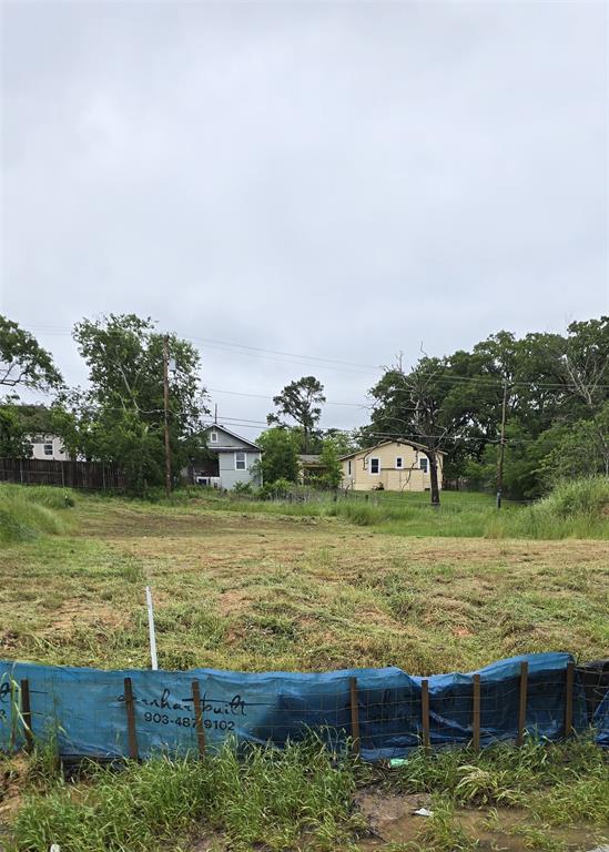 417 E Texas Street Property Photo