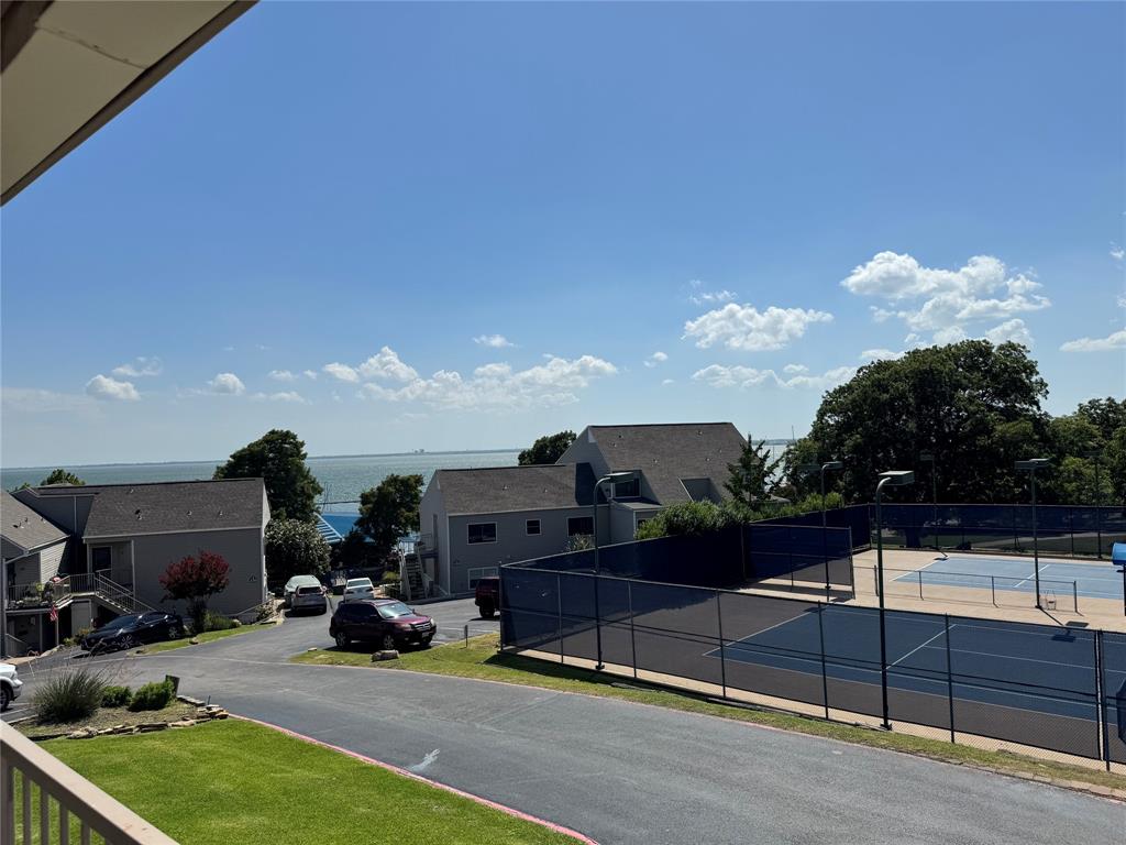 426 Yacht Club Drive E Property Photo 35