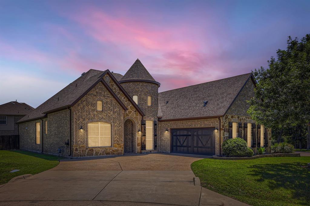 600 Oakmont Court Property Photo 1
