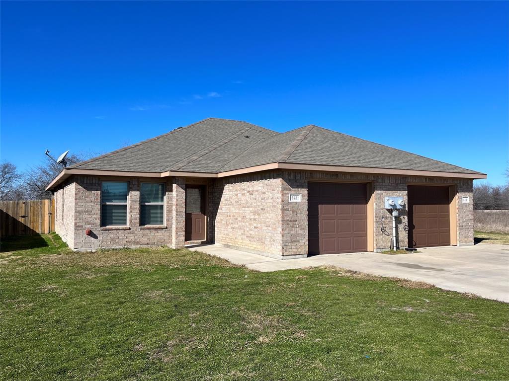 941 Robineta Lane Property Photo