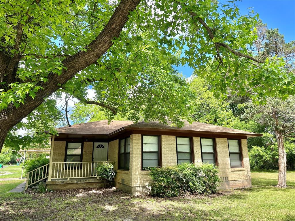 213 W Tennie Street Property Photo