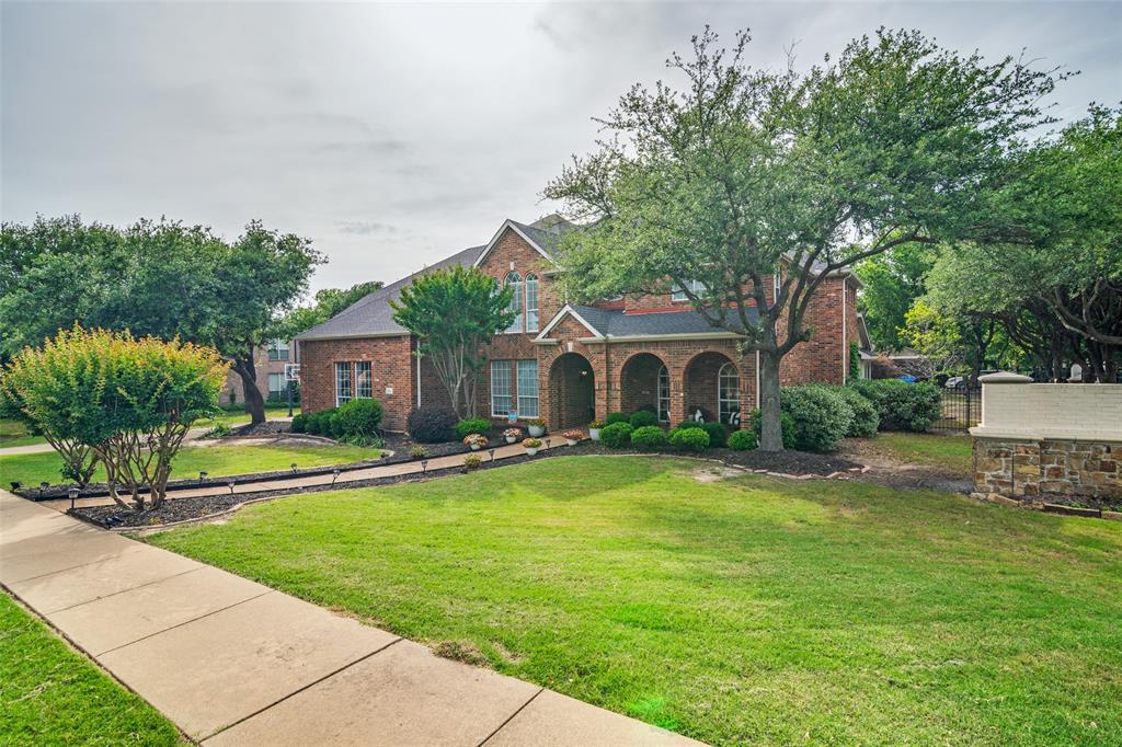 201 Stanford Court Property Photo