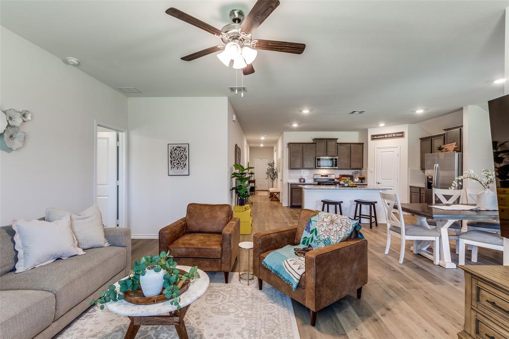 708 Cool Canyon Trail Property Photo 4
