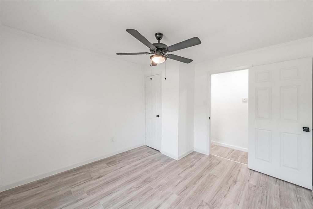 238 Briar Oaks Drive Property Photo 15