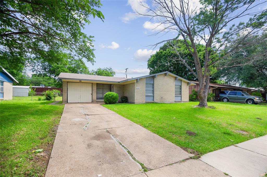 2500 Bamboo Street Property Photo 1