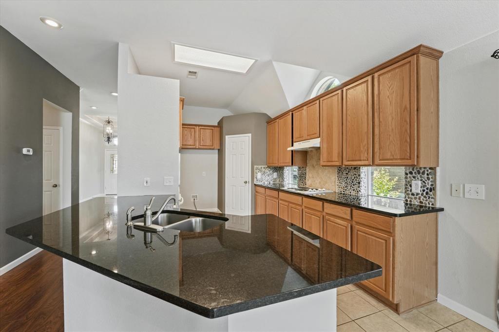 6909 Crenshaw Lane Property Photo 12