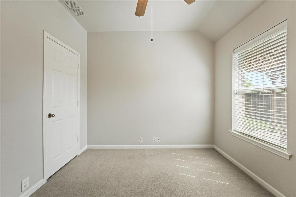6909 Crenshaw Lane Property Photo 29