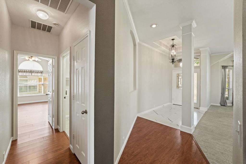 6909 Crenshaw Lane Property Photo 31