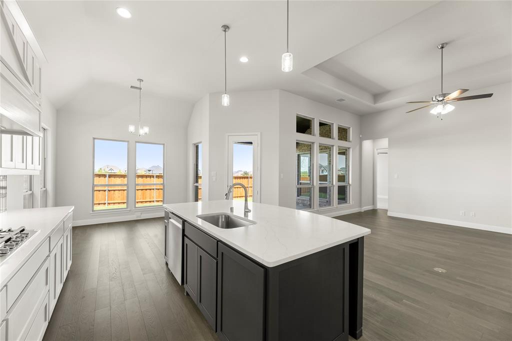 2118 Clairmount Drive Property Photo 10