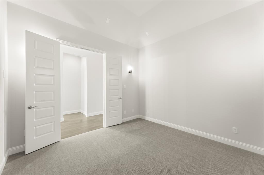 2118 Clairmount Drive Property Photo 13