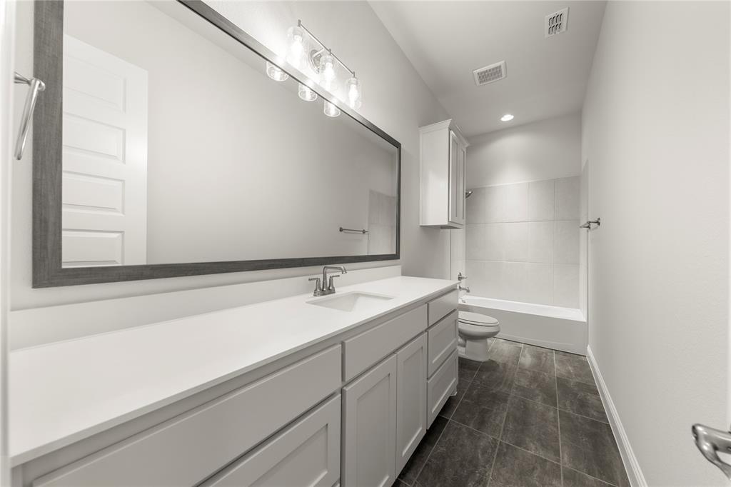 2118 Clairmount Drive Property Photo 23