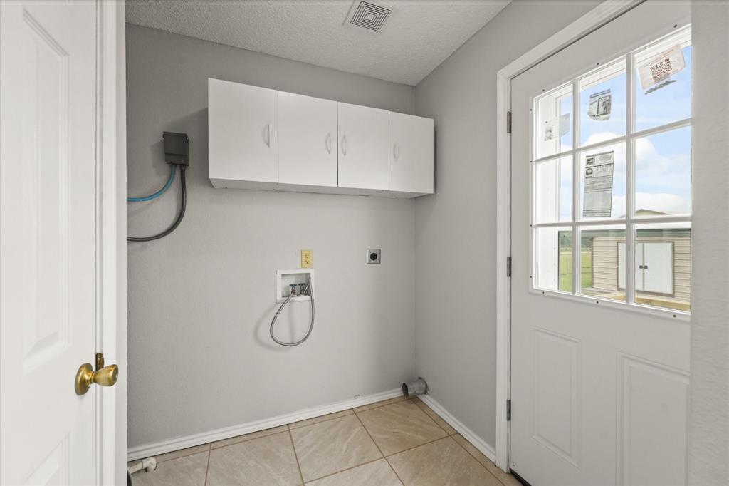 2099 County Road 655 Property Photo 12