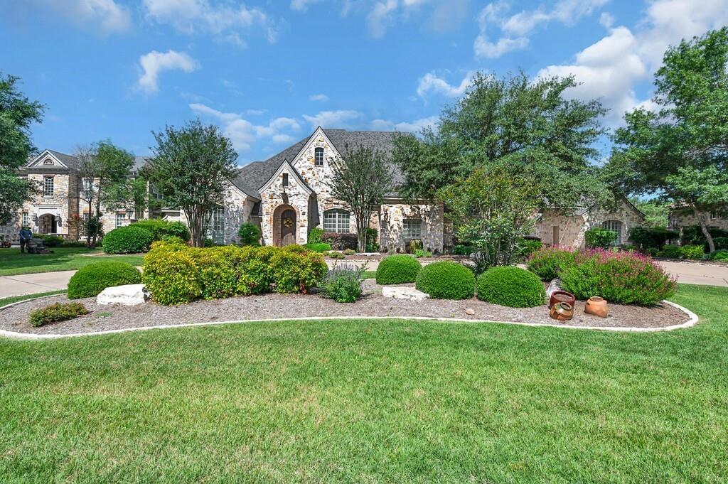 8416 Spicewood Springs Road Property Photo 1