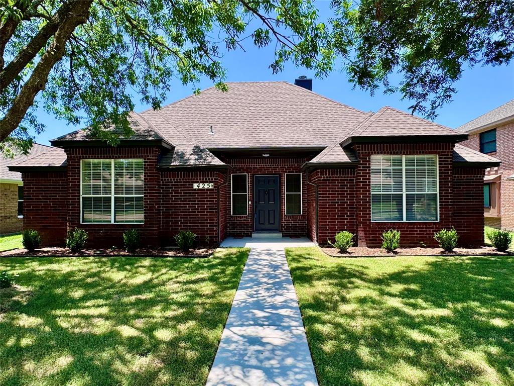 425 N Gaston Drive Property Photo 1