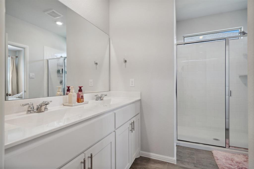 8580 Big Apple Drive Property Photo 25