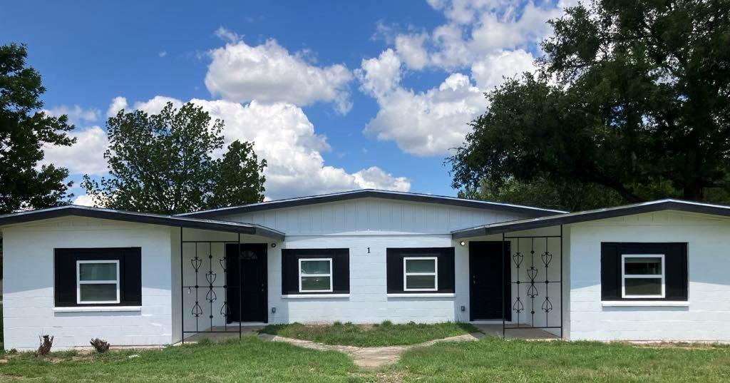 2904 Southside Drive Property Photo