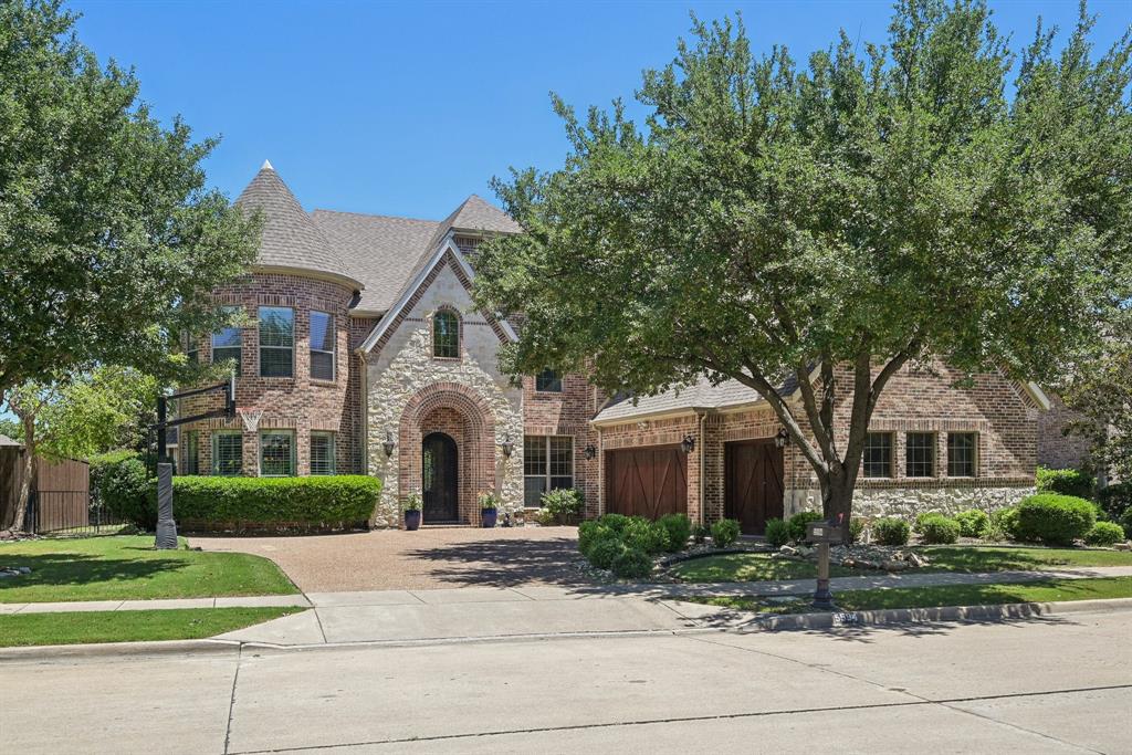 5594 Beacon Hill Drive Property Photo 1