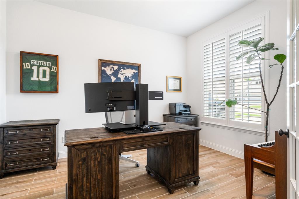 8609 Autumn Lake Trail Property Photo 7
