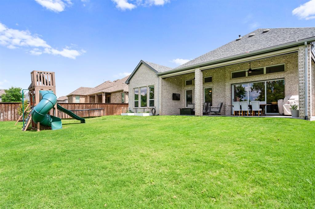 8609 Autumn Lake Trail Property Photo 31