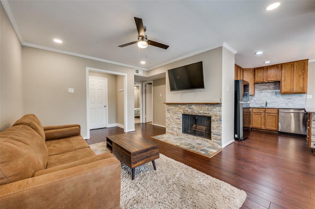 16301 Ledgemont Lane Property Photo