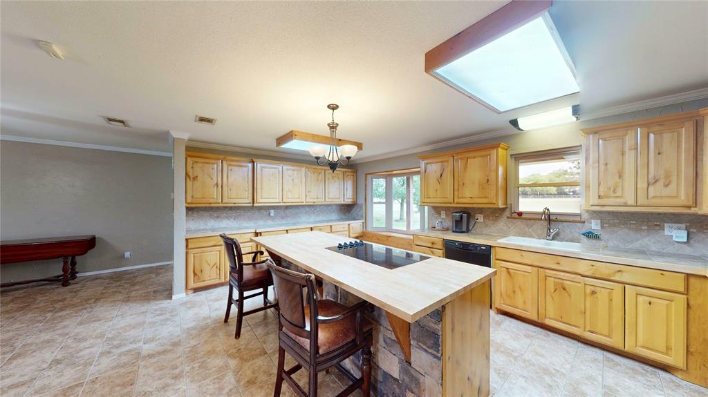 799 County Road 1550 Property Photo 6