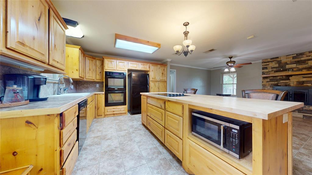 799 County Road 1550 Property Photo 8