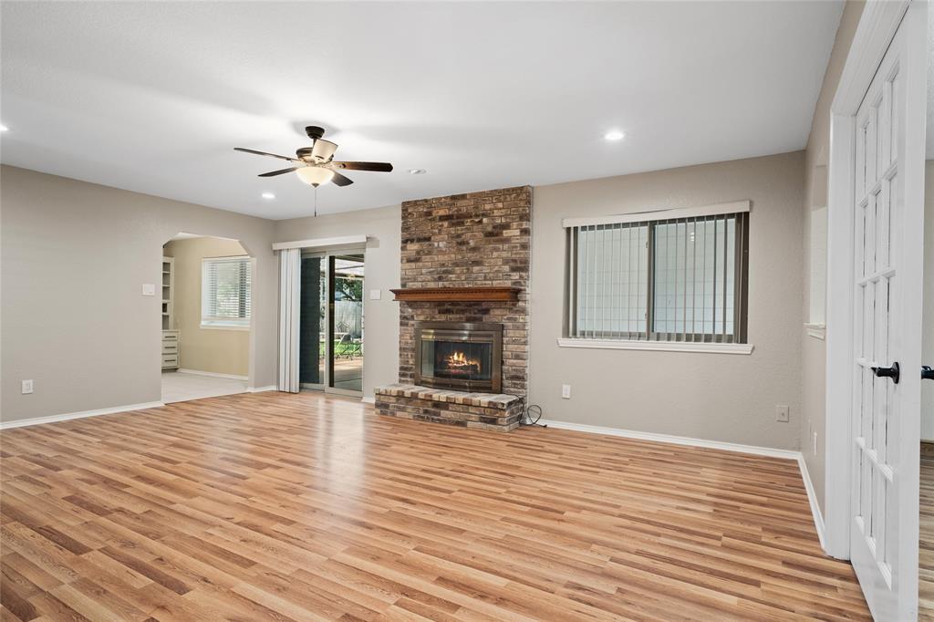 30 Crestwood Drive Property Photo 8