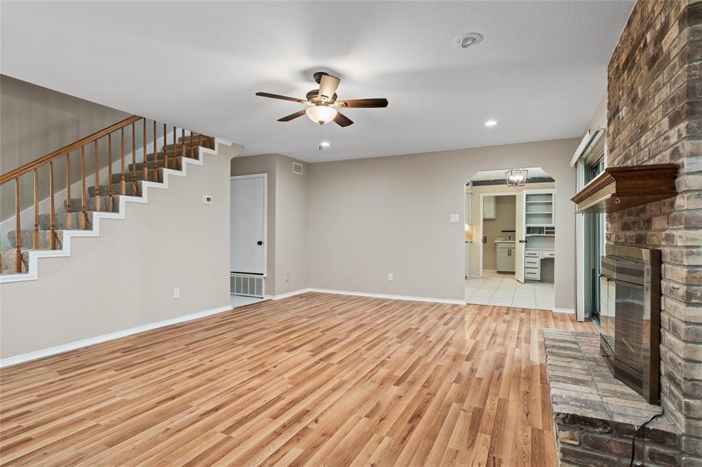 30 Crestwood Drive Property Photo 9