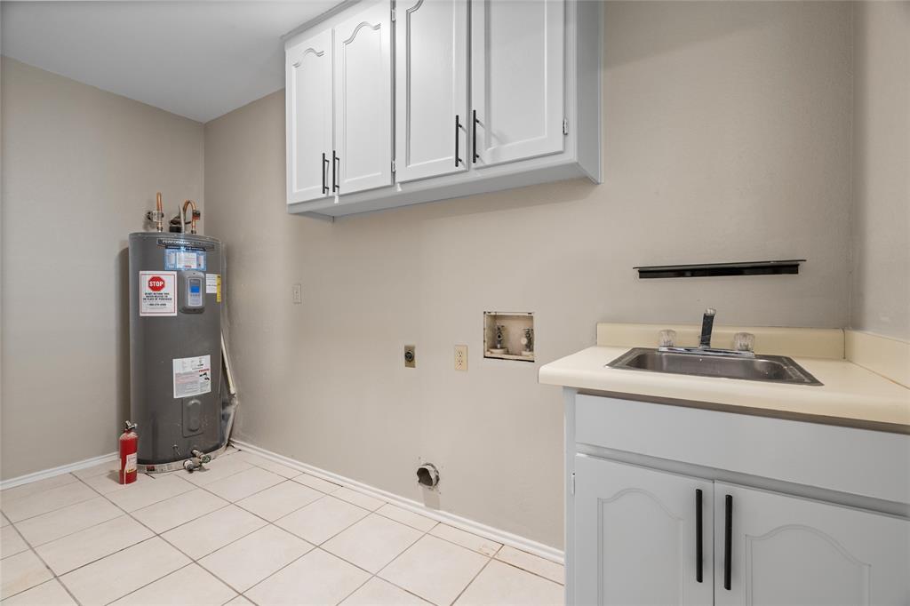 30 Crestwood Drive Property Photo 15
