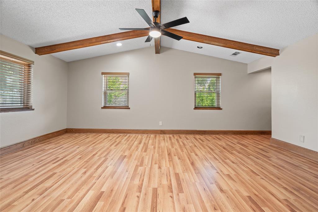 30 Crestwood Drive Property Photo 18