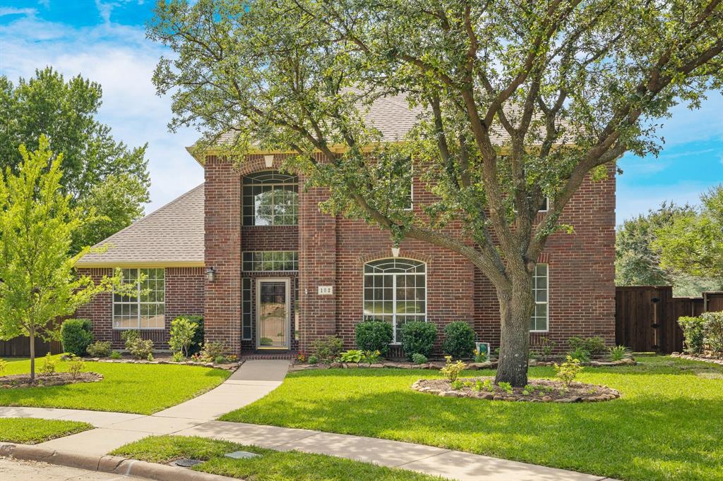 102 Fontana Court Property Photo