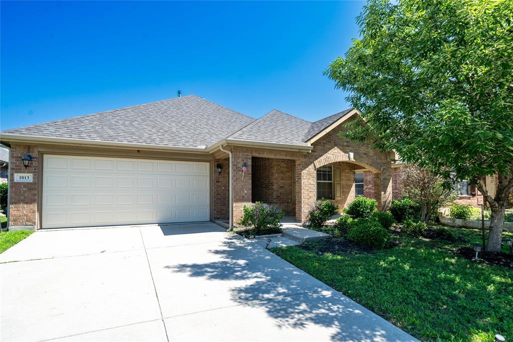1813 Caney Creek Drive Property Photo