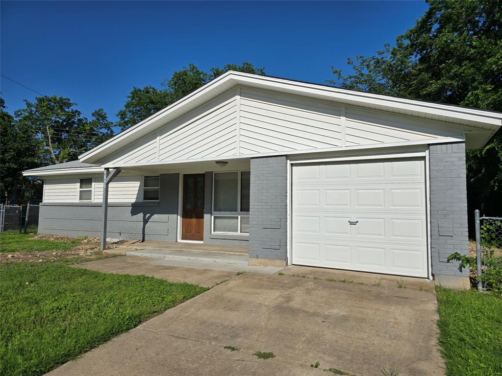 4855 Kyledale Court Property Photo 1