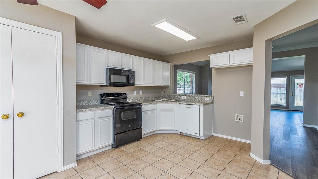 1133 Lake Haven Drive Property Photo 7