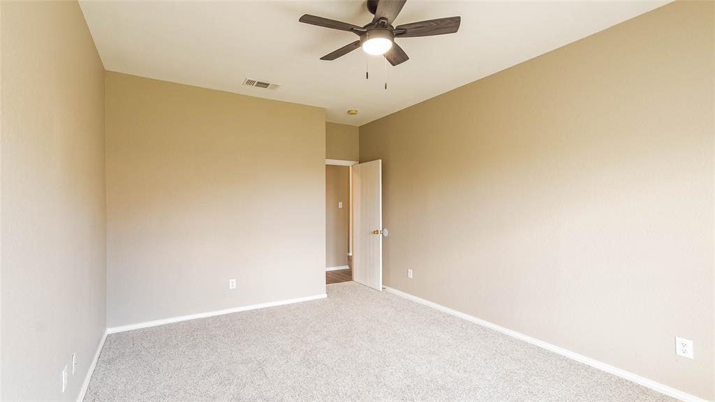 1133 Lake Haven Drive Property Photo 17