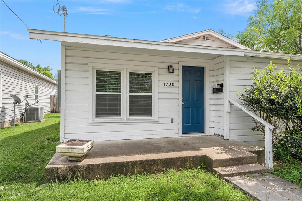 1720 Bagby Avenue Property Photo 1