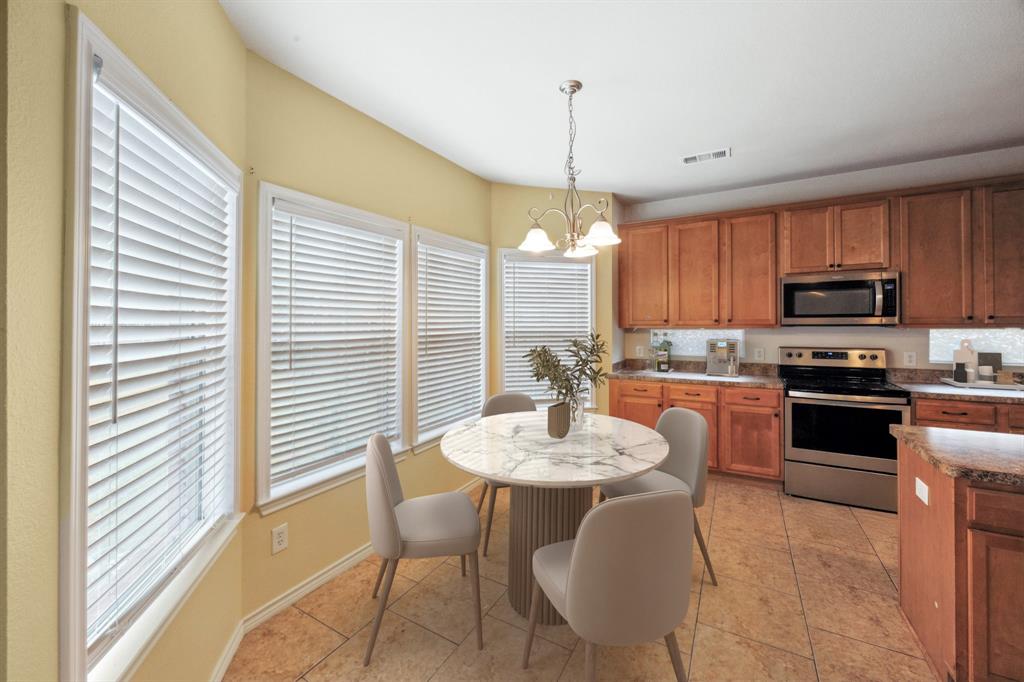 1301 Taren Trail Property Photo 4
