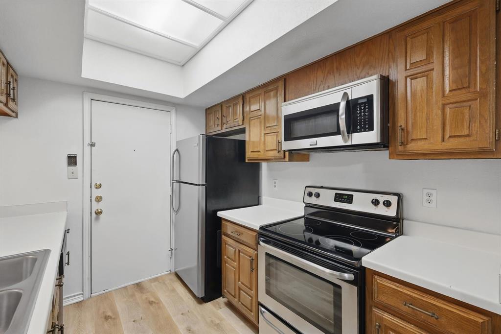 3105 San Jacinto Street 207 Property Photo 10