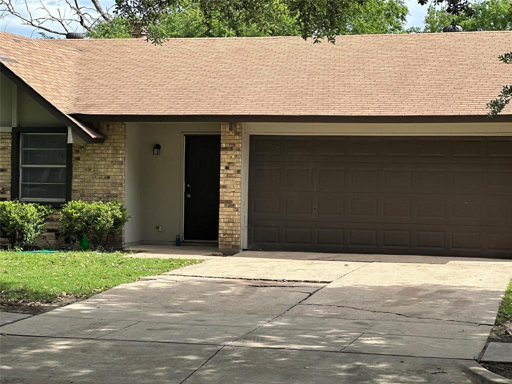 413 Lake Park Property Photo